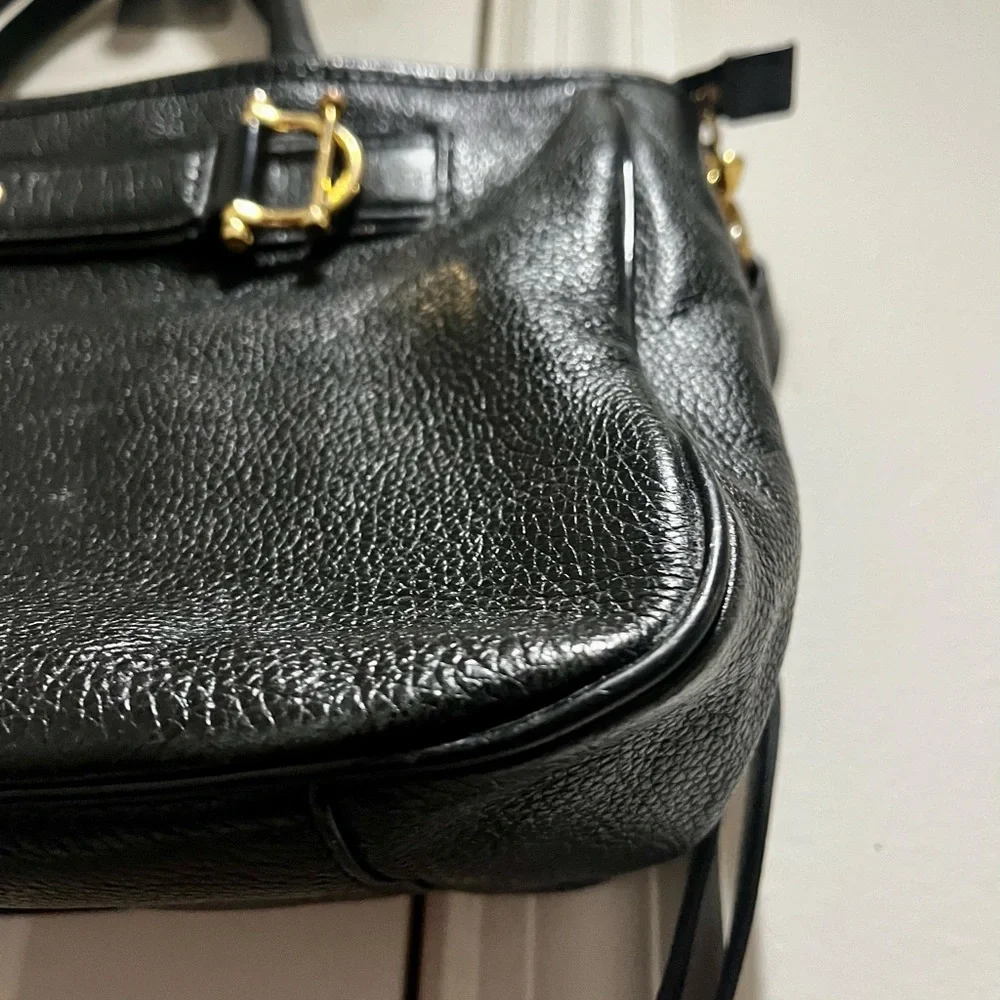 Tory Burch pebble grain leather bag w/ removable strap - Picture 11 of 16